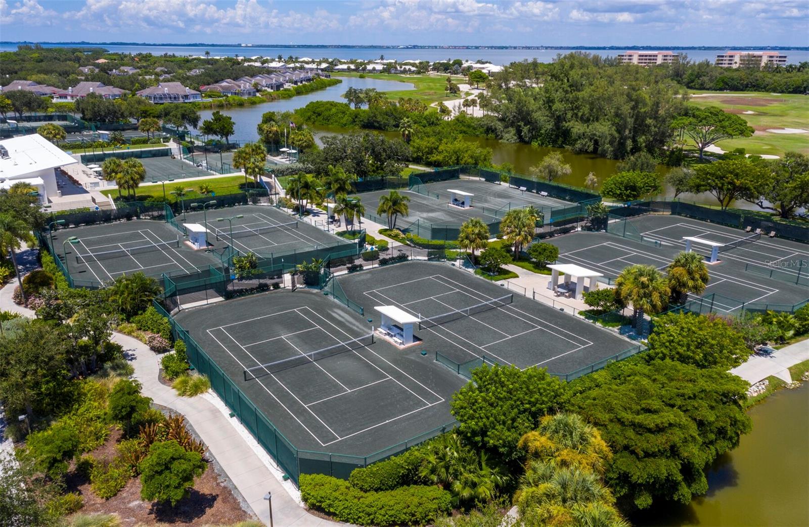 3060 GRAND BAY BLVD #113, LONGBOAT KEY, FL, 34228