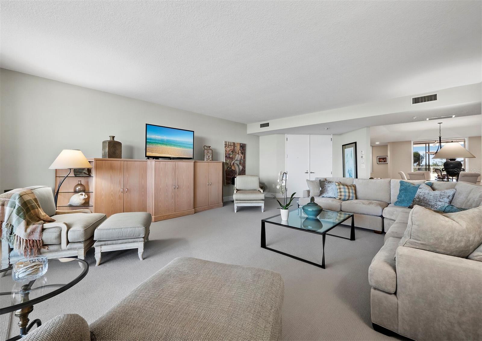 3060 GRAND BAY BLVD #113, LONGBOAT KEY, FL, 34228