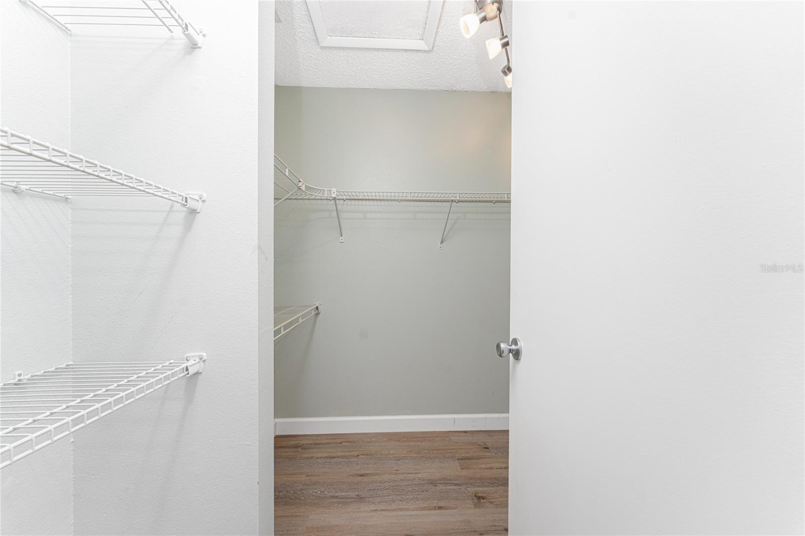 1236 FLEETWOOD DR NW, PORT CHARLOTTE, FL, 33948