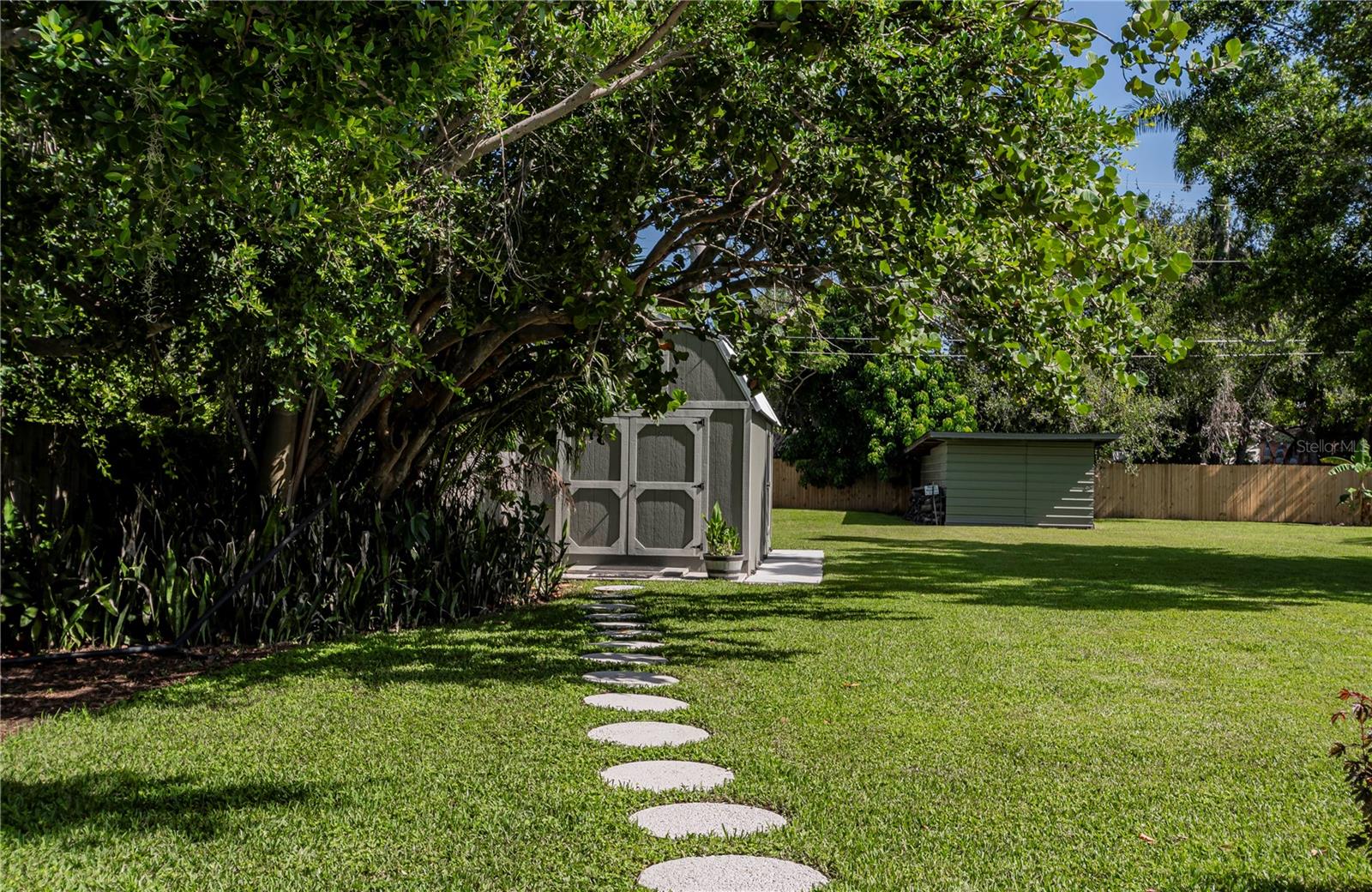 62 W NORTH SHORE AVE, NORTH FORT MYERS, FL, 33903