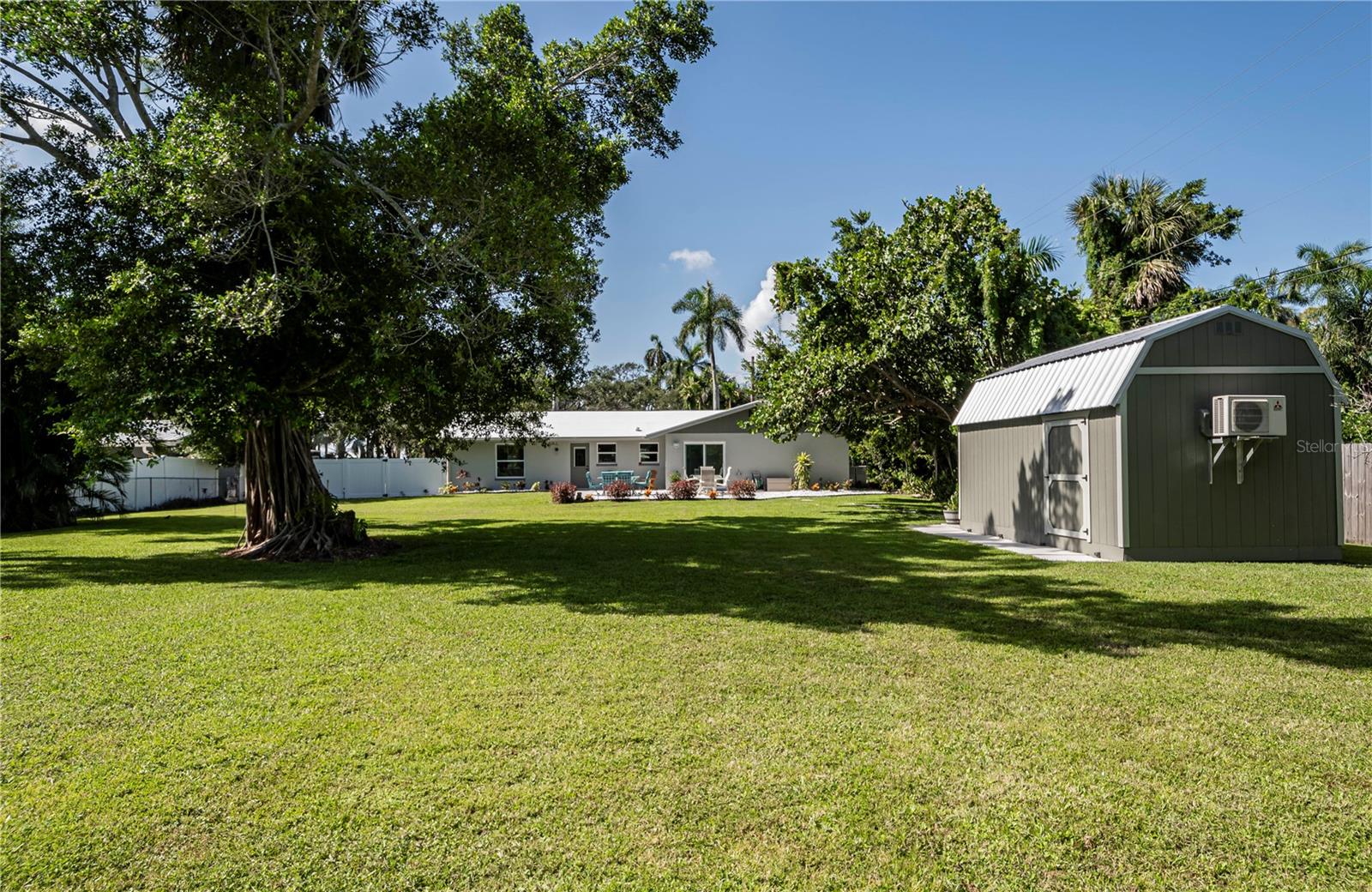62 W NORTH SHORE AVE, NORTH FORT MYERS, FL, 33903