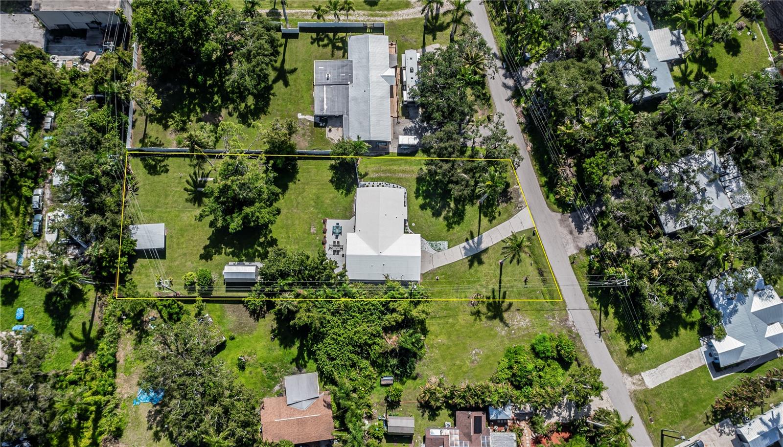 62 W NORTH SHORE AVE, NORTH FORT MYERS, FL, 33903