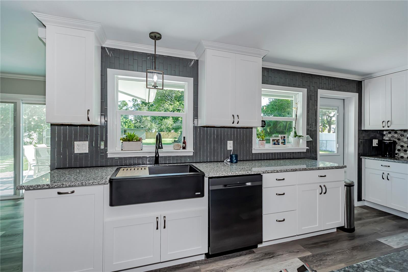 62 W NORTH SHORE AVE, NORTH FORT MYERS, FL, 33903