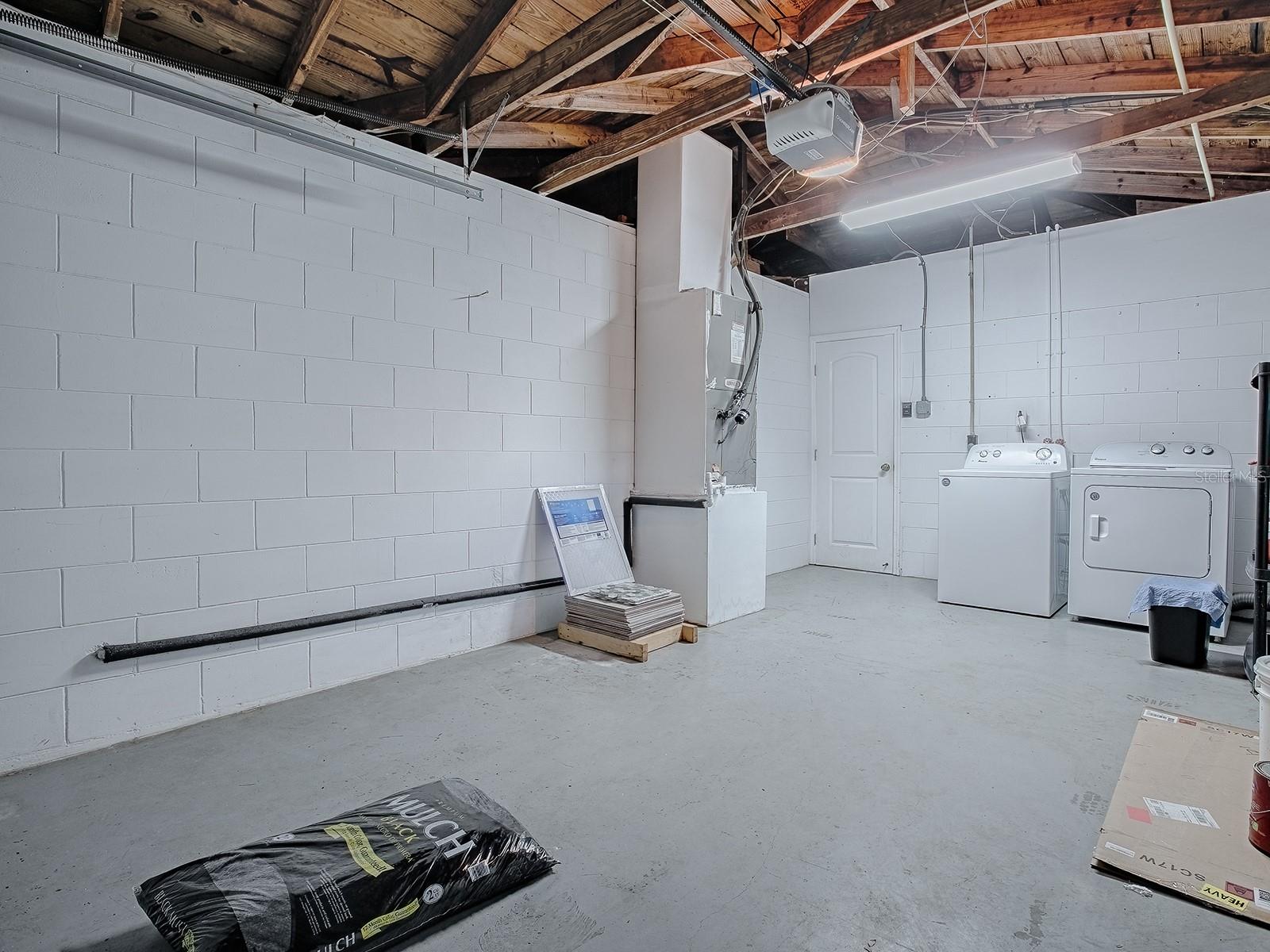 2729 WESTLAND RD, MOUNT DORA, FL, 32757