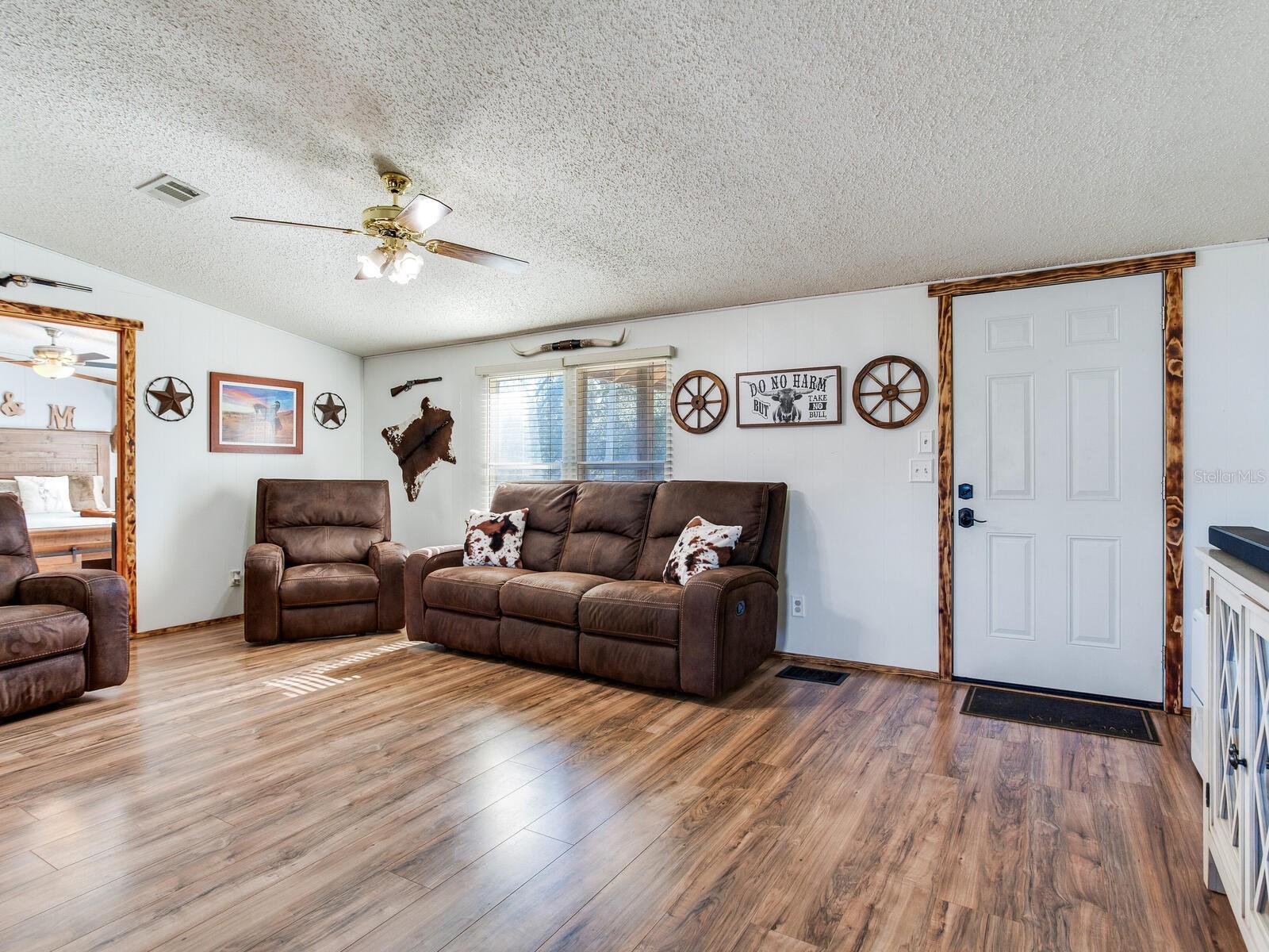 11312 COLDING RD, WIMAUMA, FL, 33598