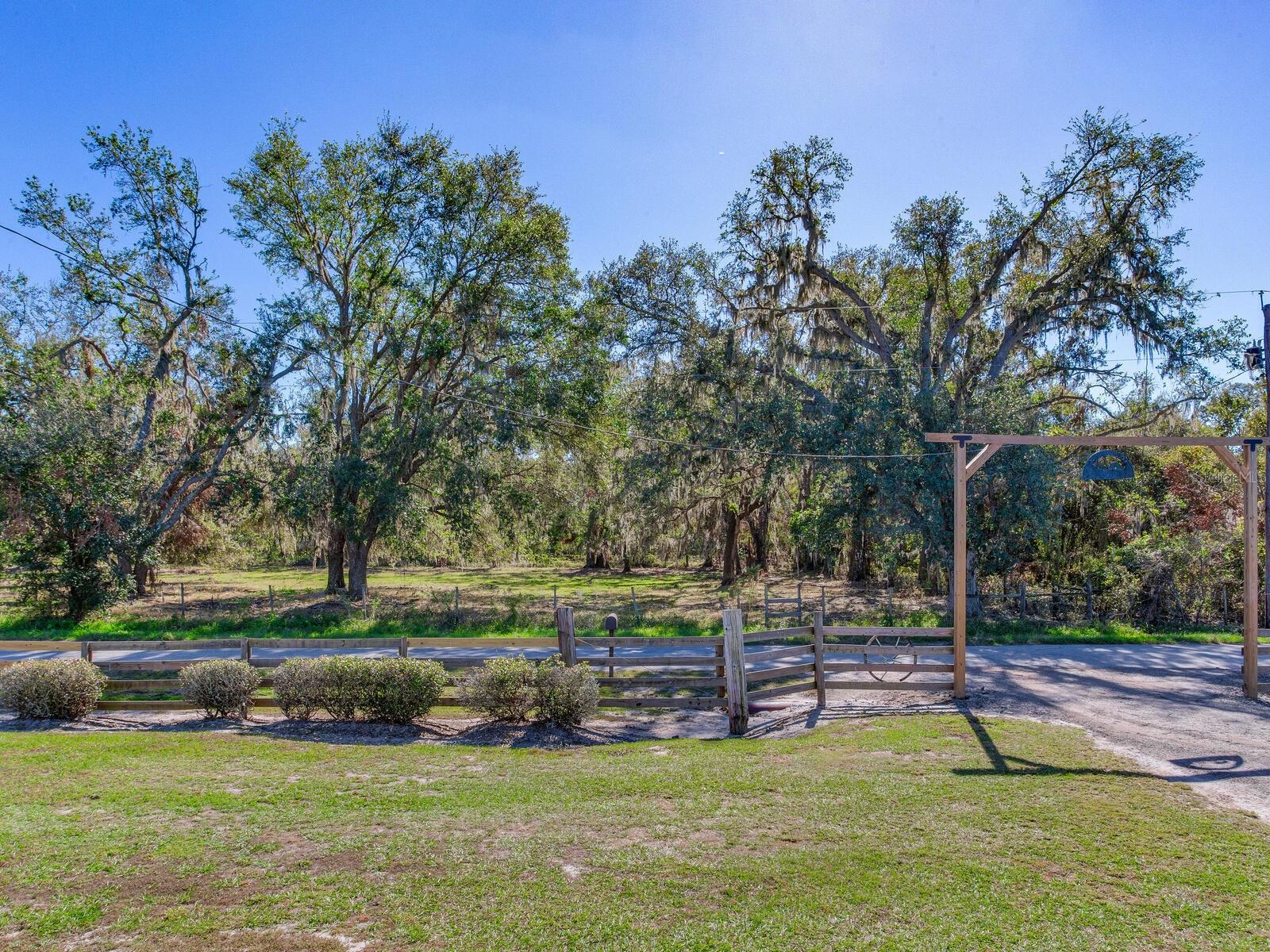 11312 COLDING RD, WIMAUMA, FL, 33598