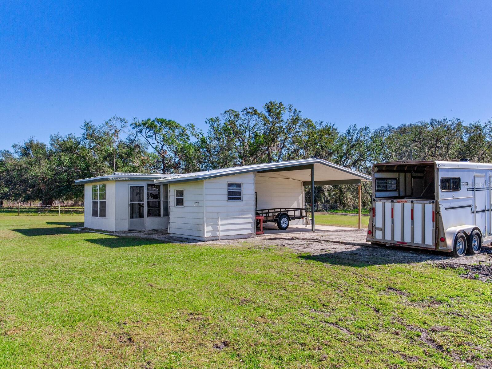 11312 COLDING RD, WIMAUMA, FL, 33598