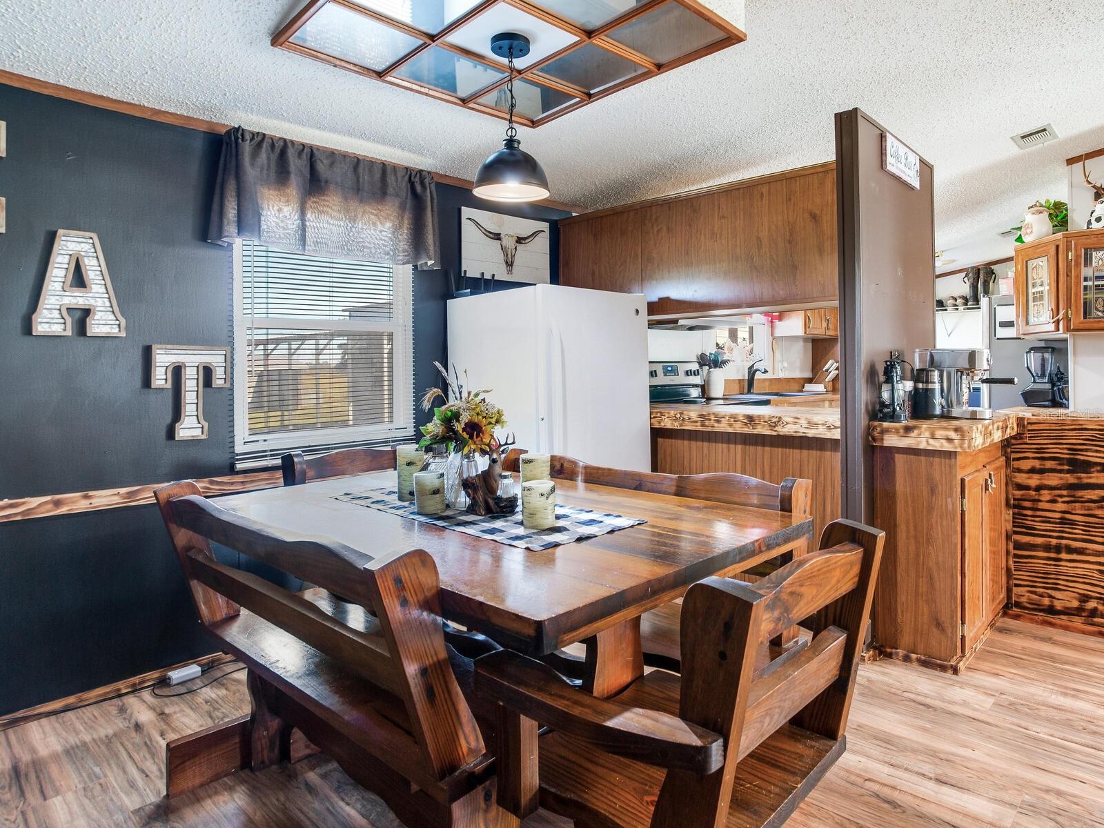 11312 COLDING RD, WIMAUMA, FL, 33598