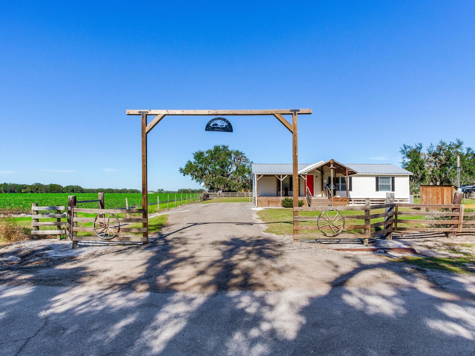 11312 COLDING RD, WIMAUMA, FL, 33598