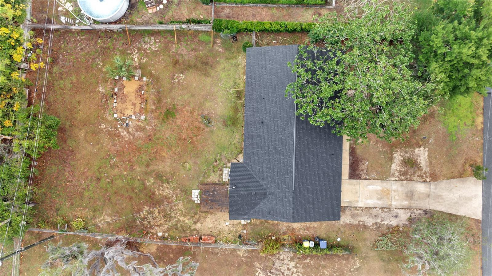 110 E PALMETTO AVE, HOWEY IN THE HILLS, FL, 34737