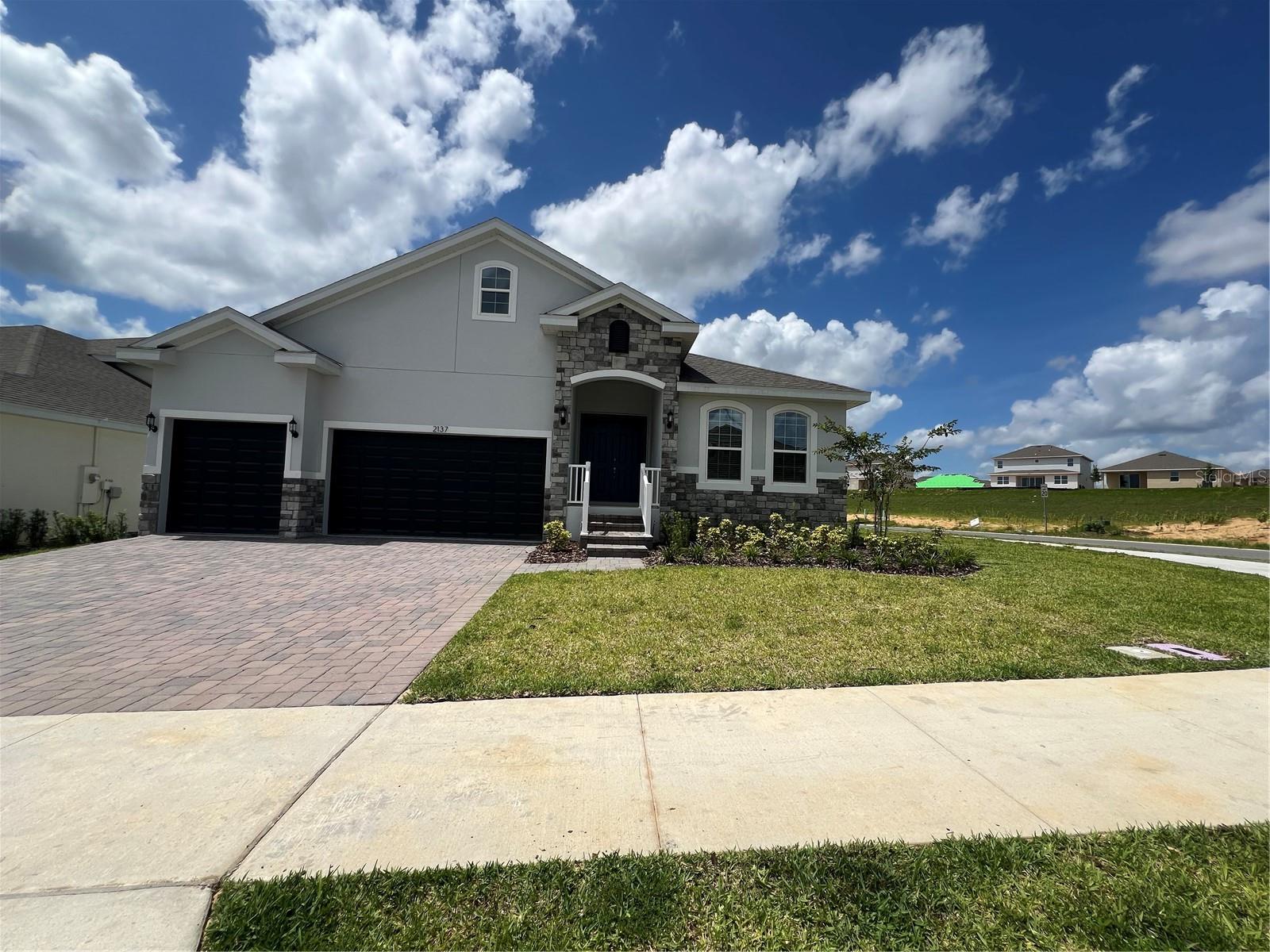 2137 SUNSHINE PEAK DR, MINNEOLA, FL, 34715