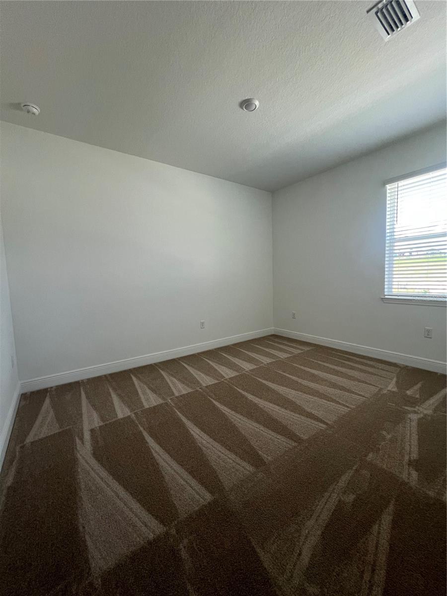 2137 SUNSHINE PEAK DR, MINNEOLA, FL, 34715