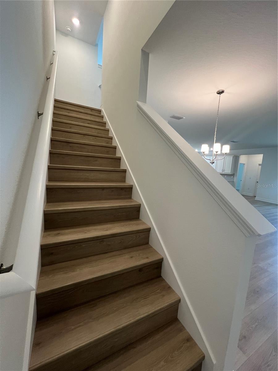 2137 SUNSHINE PEAK DR, MINNEOLA, FL, 34715