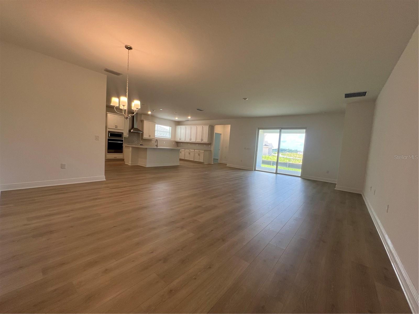 2137 SUNSHINE PEAK DR, MINNEOLA, FL, 34715