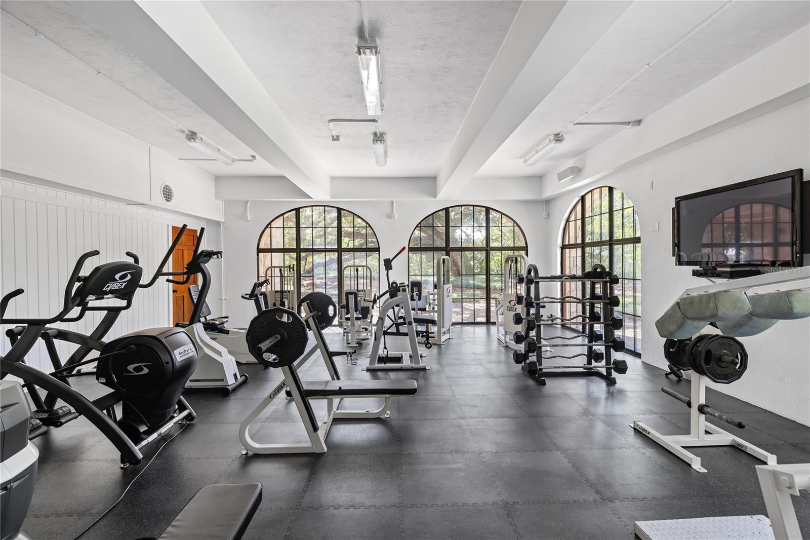 TB8336934 Property Photo