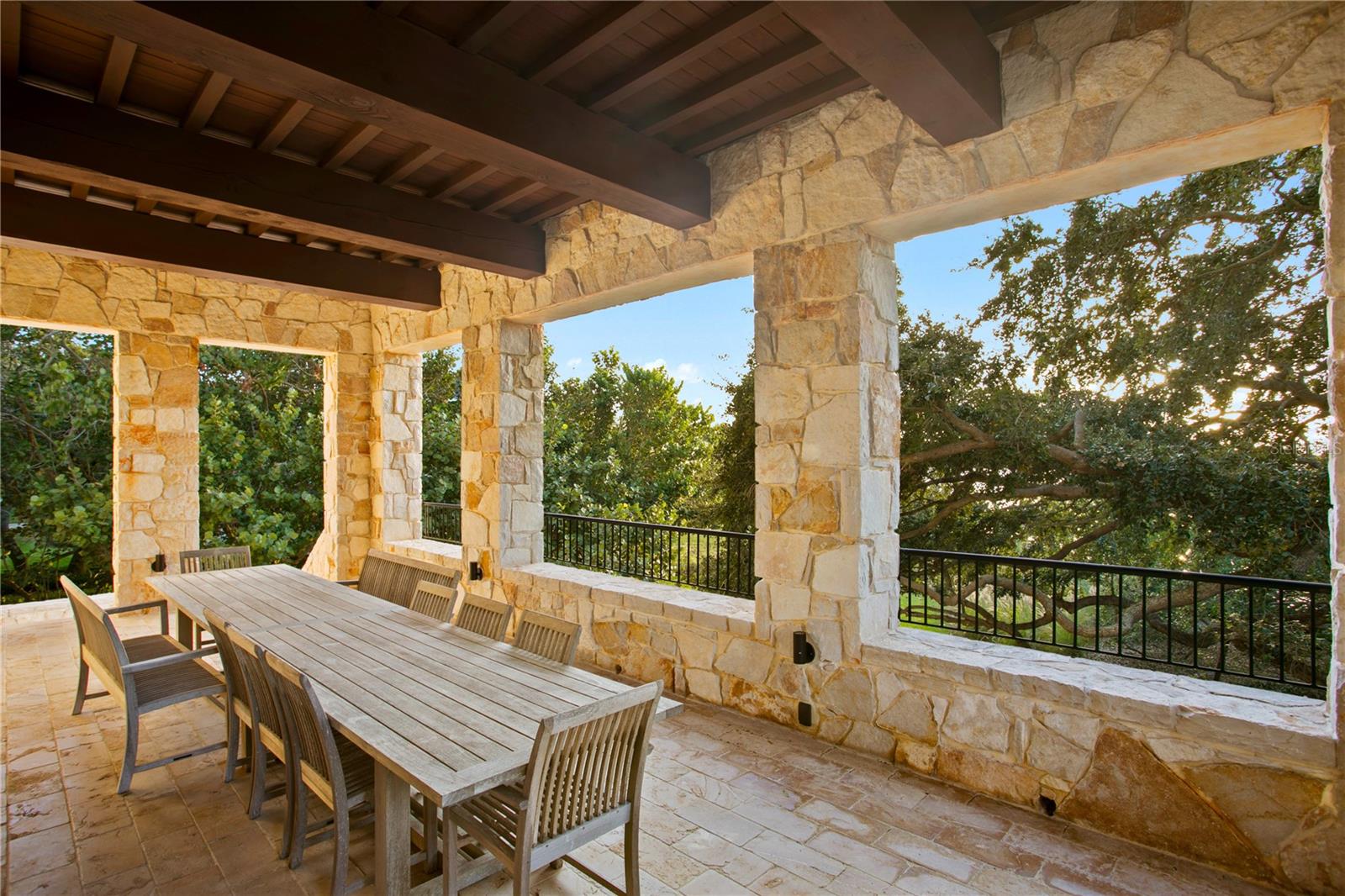 TB8336934 Property Photo