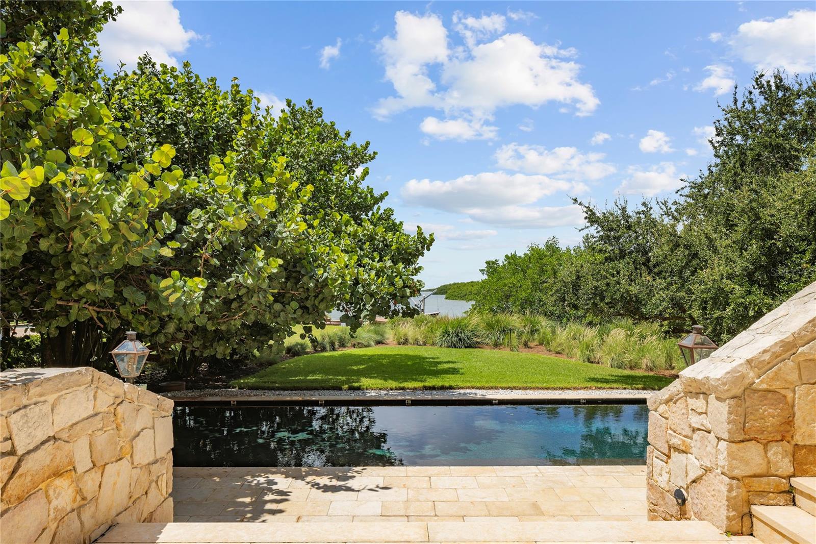 TB8336934 Property Photo