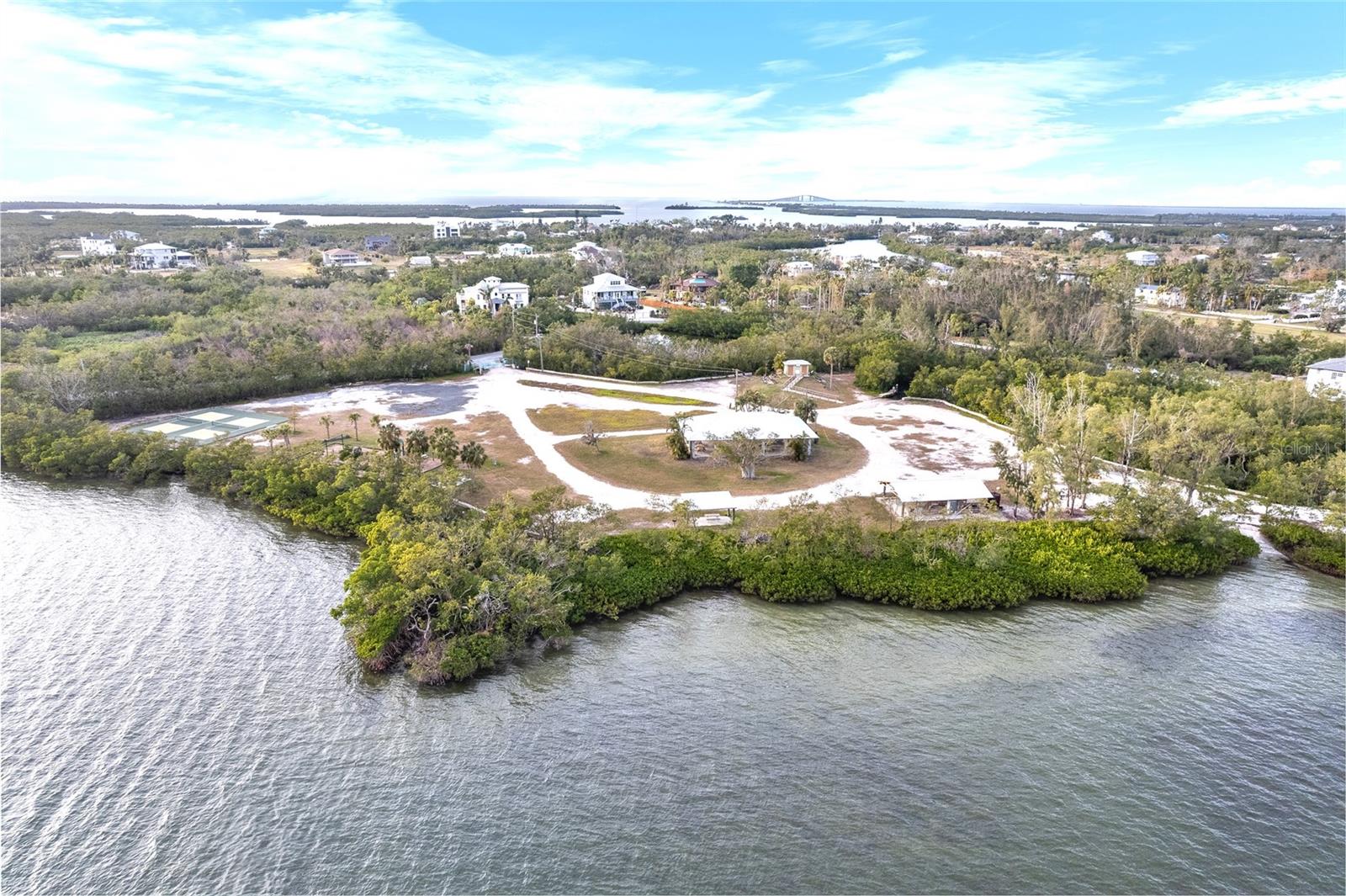 724 BAYSHORE DR, TERRA CEIA, FL, 34250
