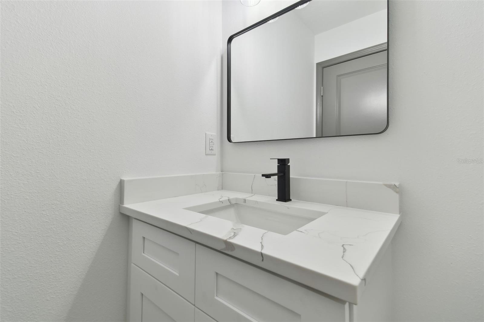 6701 E 19TH AVE, TAMPA, FL, 33619