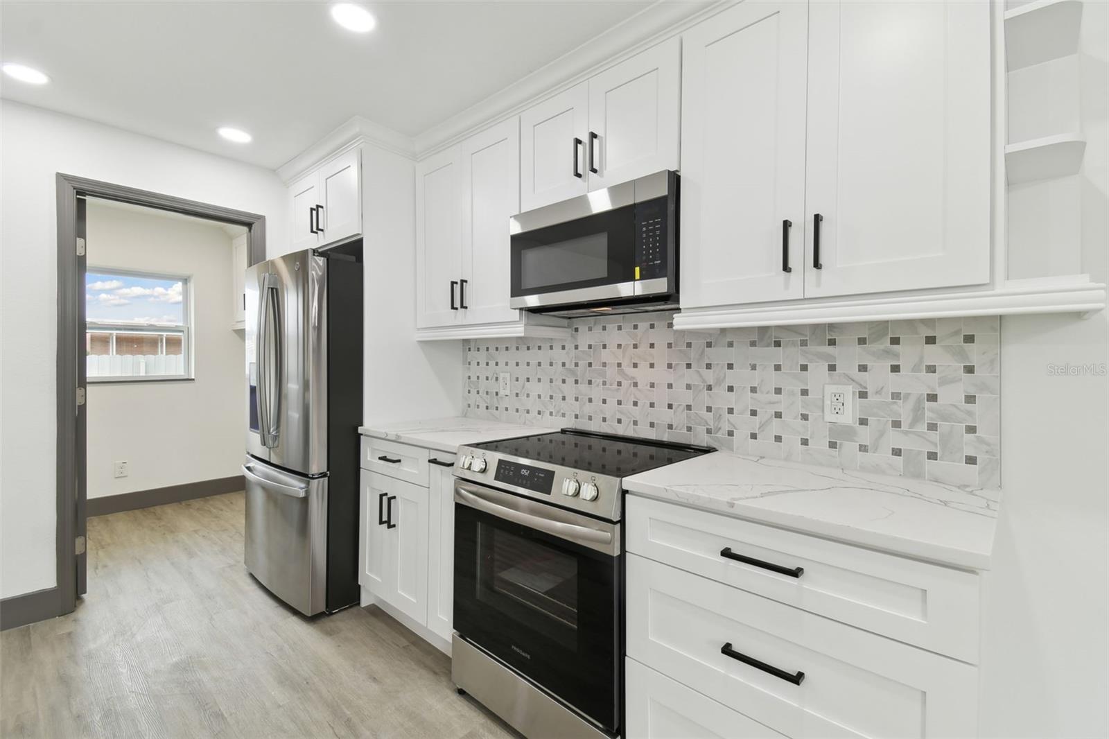 6701 E 19TH AVE, TAMPA, FL, 33619