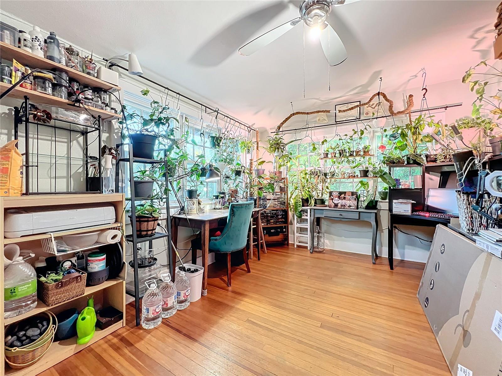 618 CATHCART AVE, ORLANDO, FL, 32803