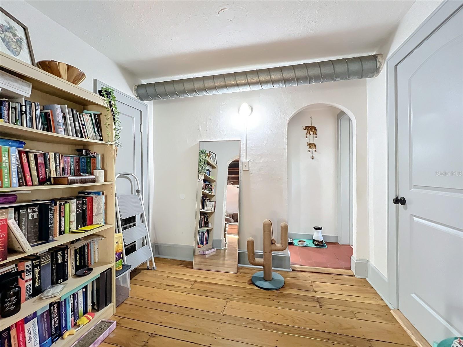 618 CATHCART AVE, ORLANDO, FL, 32803