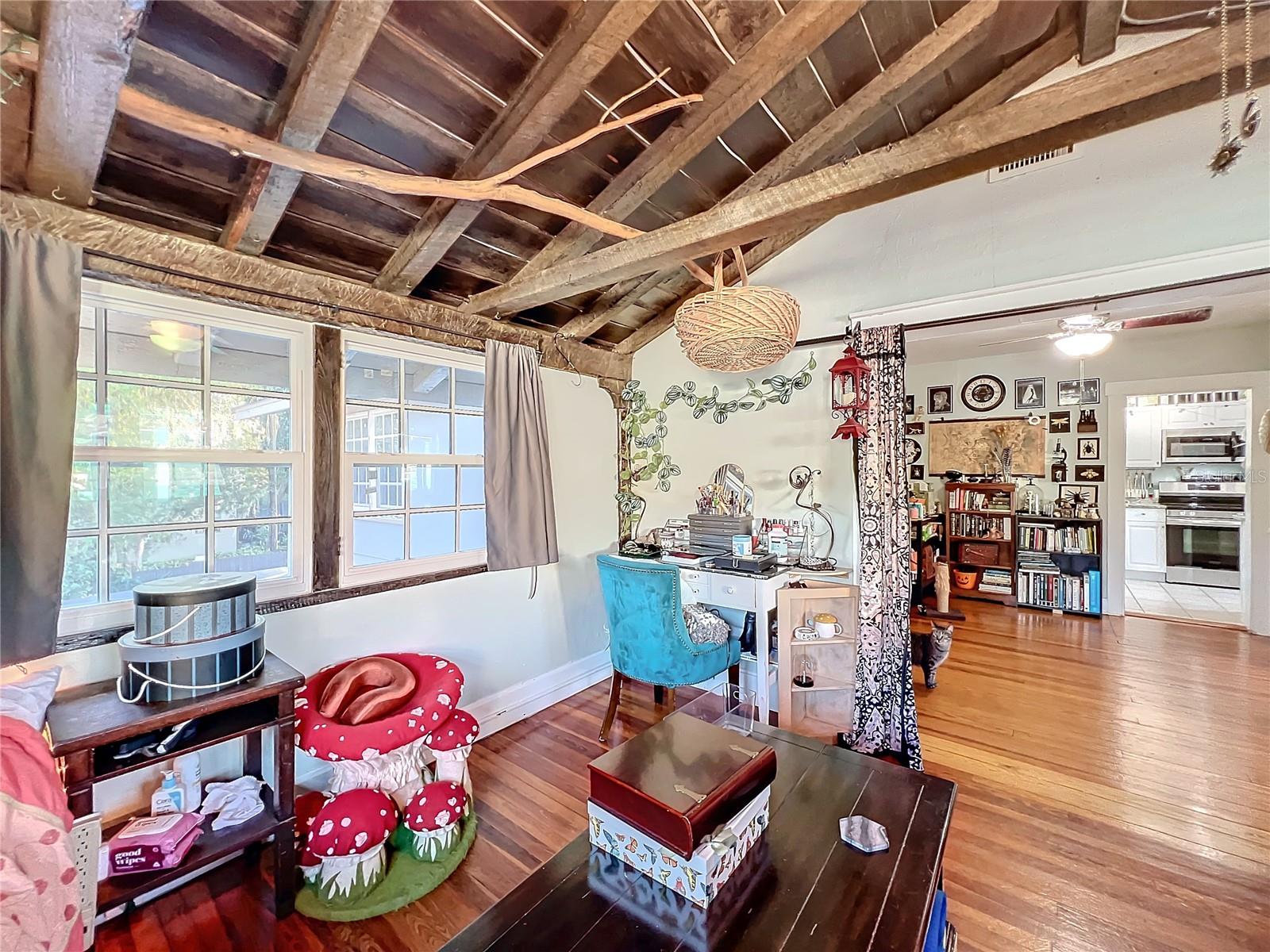 618 CATHCART AVE, ORLANDO, FL, 32803