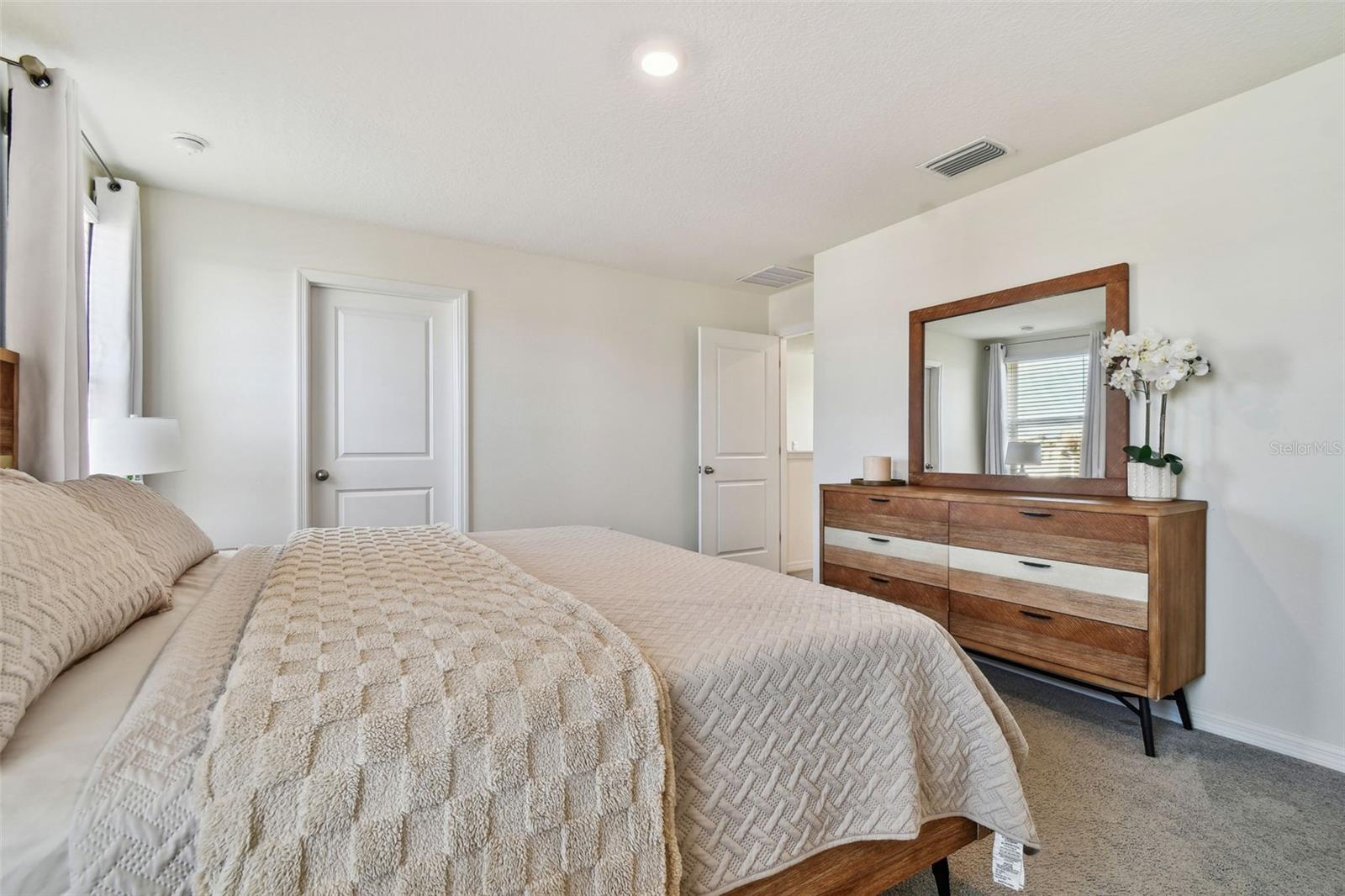 38296 SONNET LANDING AVE, ZEPHYRHILLS, FL, 33540