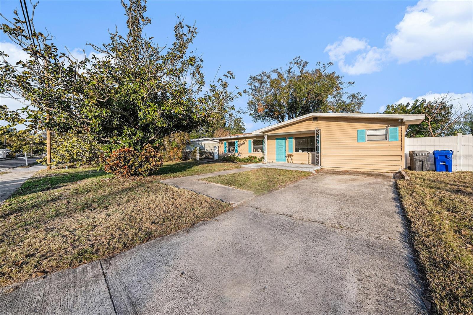 415 COUNTRY CLUB DR, OLDSMAR, FL, 34677