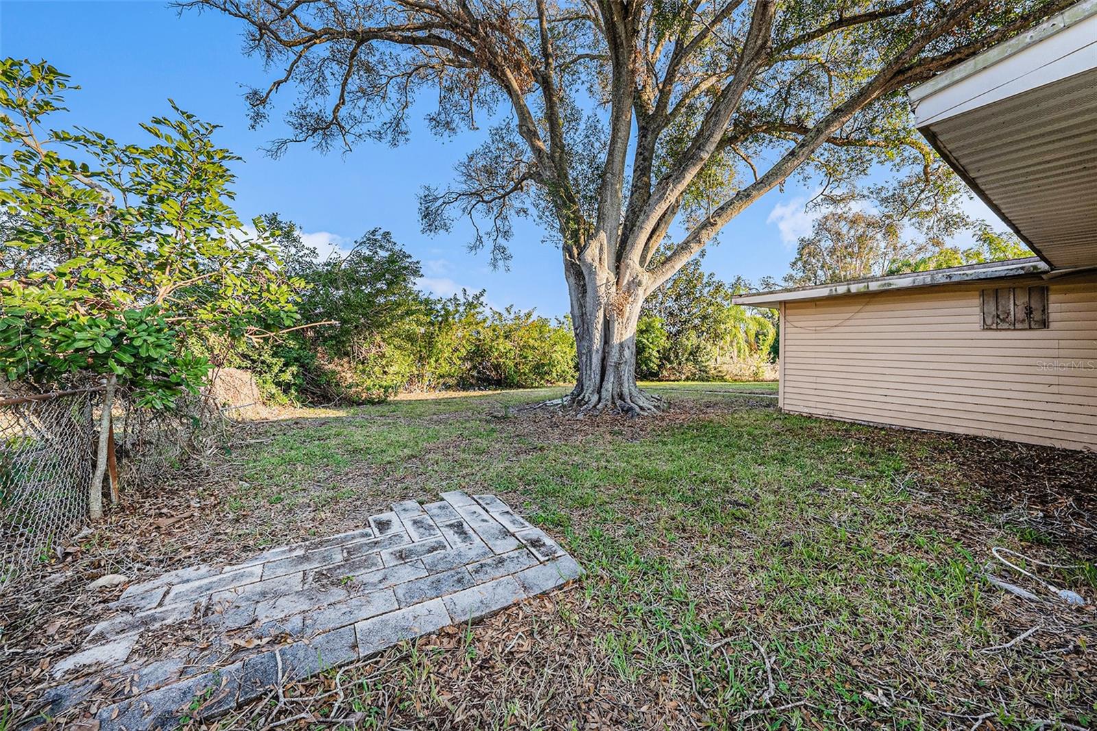 415 COUNTRY CLUB DR, OLDSMAR, FL, 34677