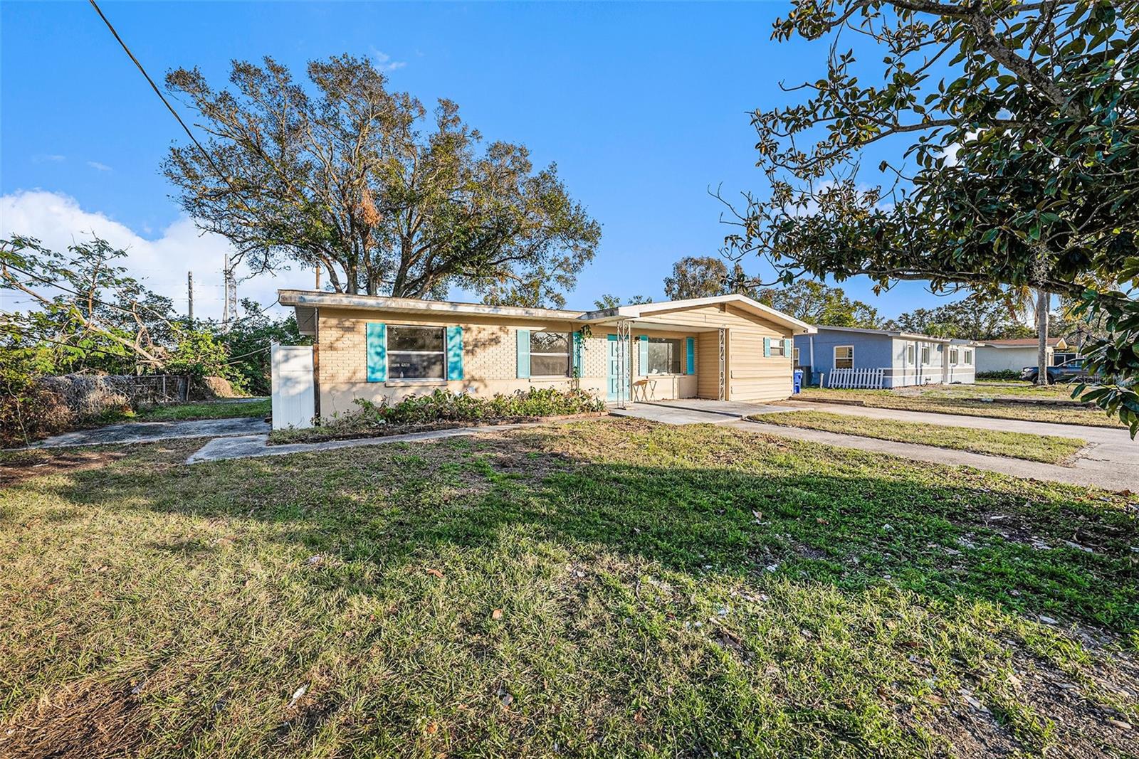 415 COUNTRY CLUB DR, OLDSMAR, FL, 34677