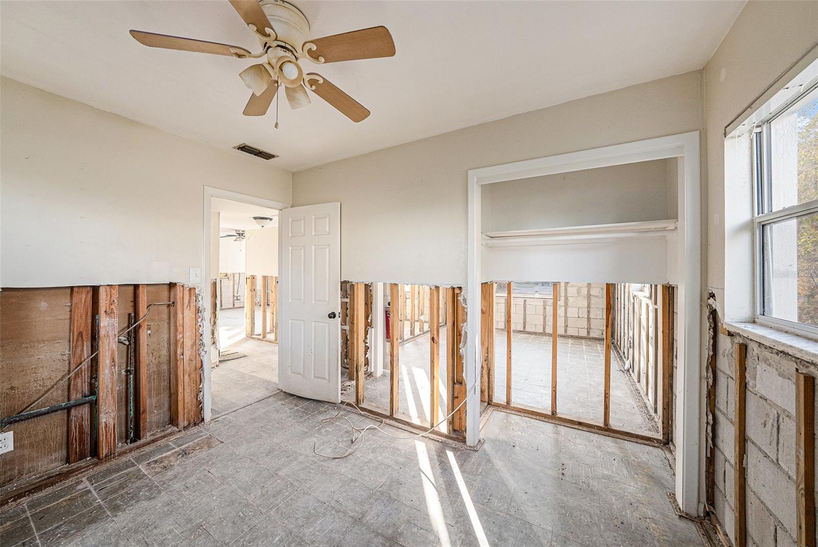 415 COUNTRY CLUB DR, OLDSMAR, FL, 34677