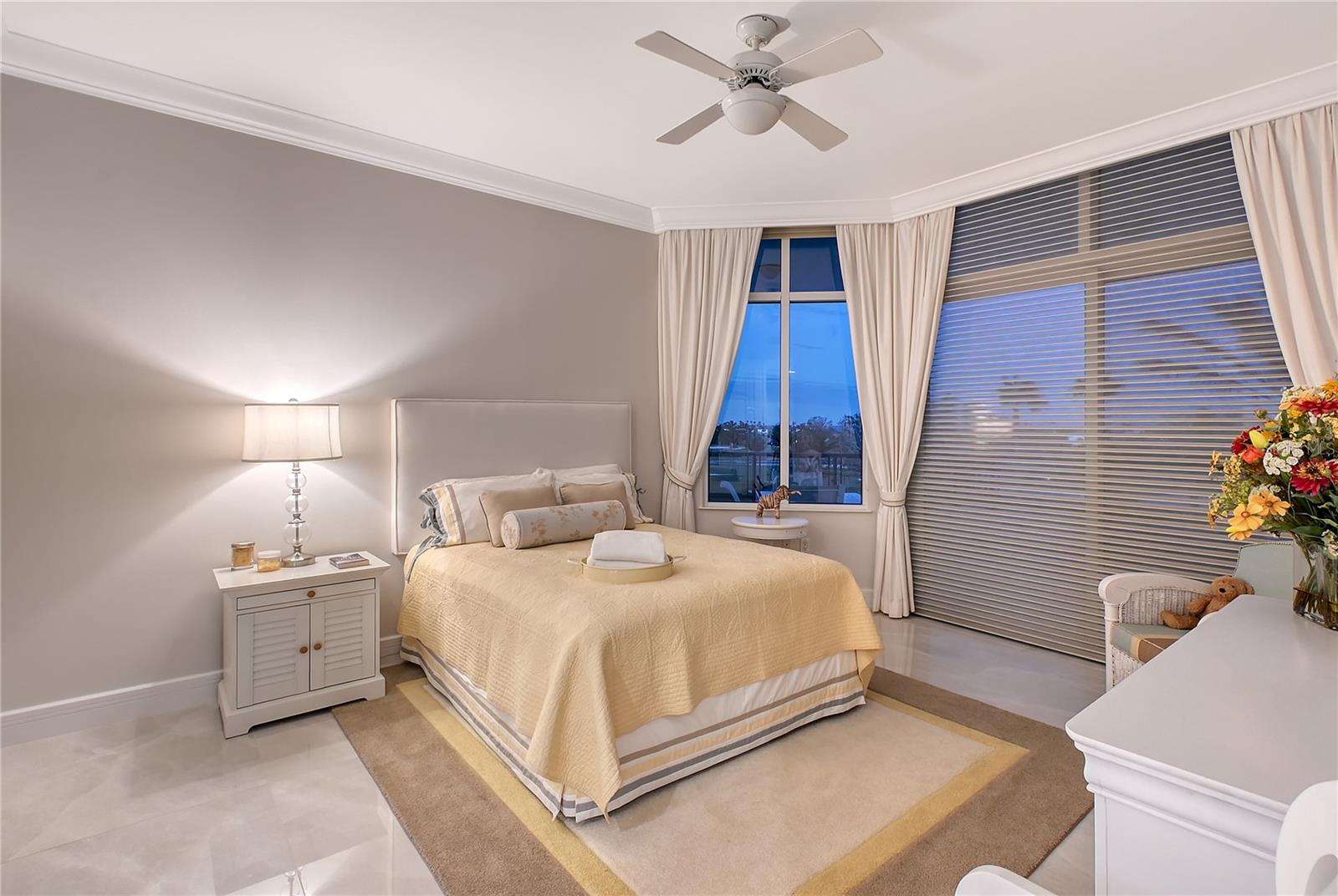 655 LONGBOAT CLUB RD #14A, LONGBOAT KEY, FL, 34228