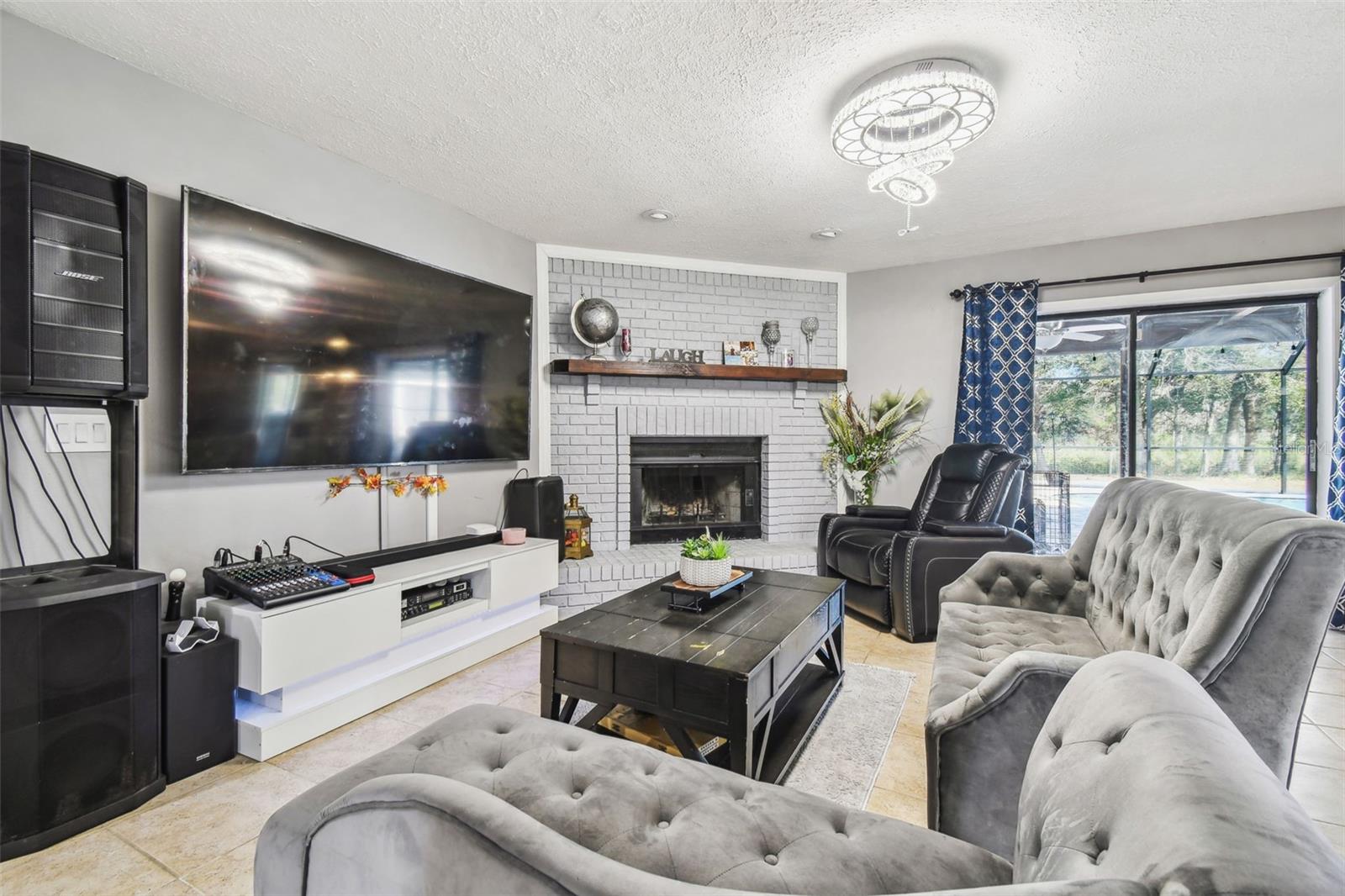 25555 OAKS BLVD, LAND O LAKES, FL, 34639