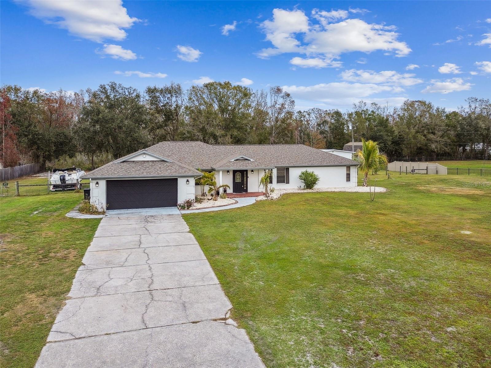 25555 OAKS BLVD, LAND O LAKES, FL, 34639