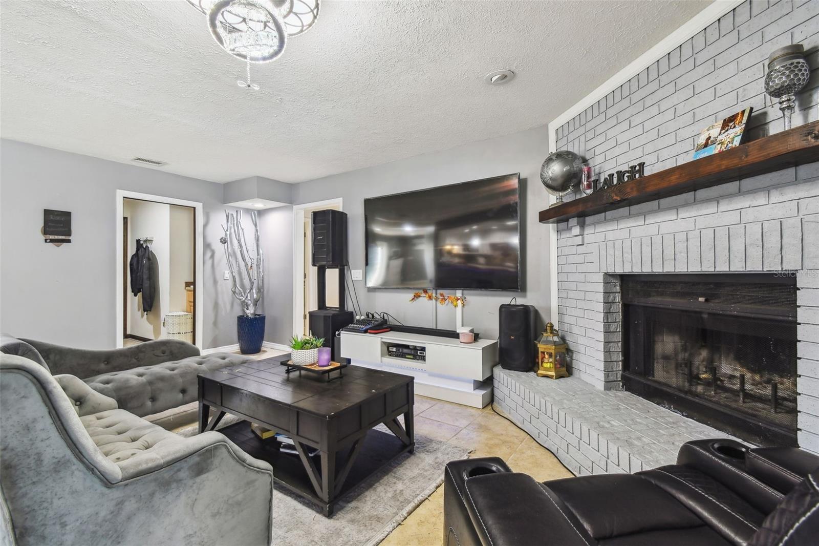 25555 OAKS BLVD, LAND O LAKES, FL, 34639