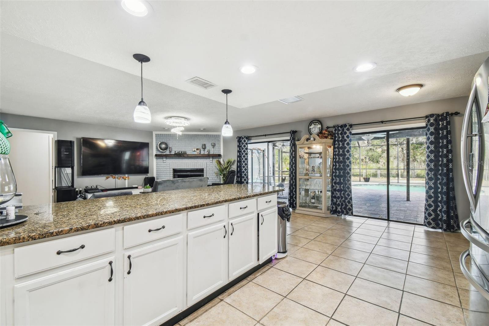 25555 OAKS BLVD, LAND O LAKES, FL, 34639