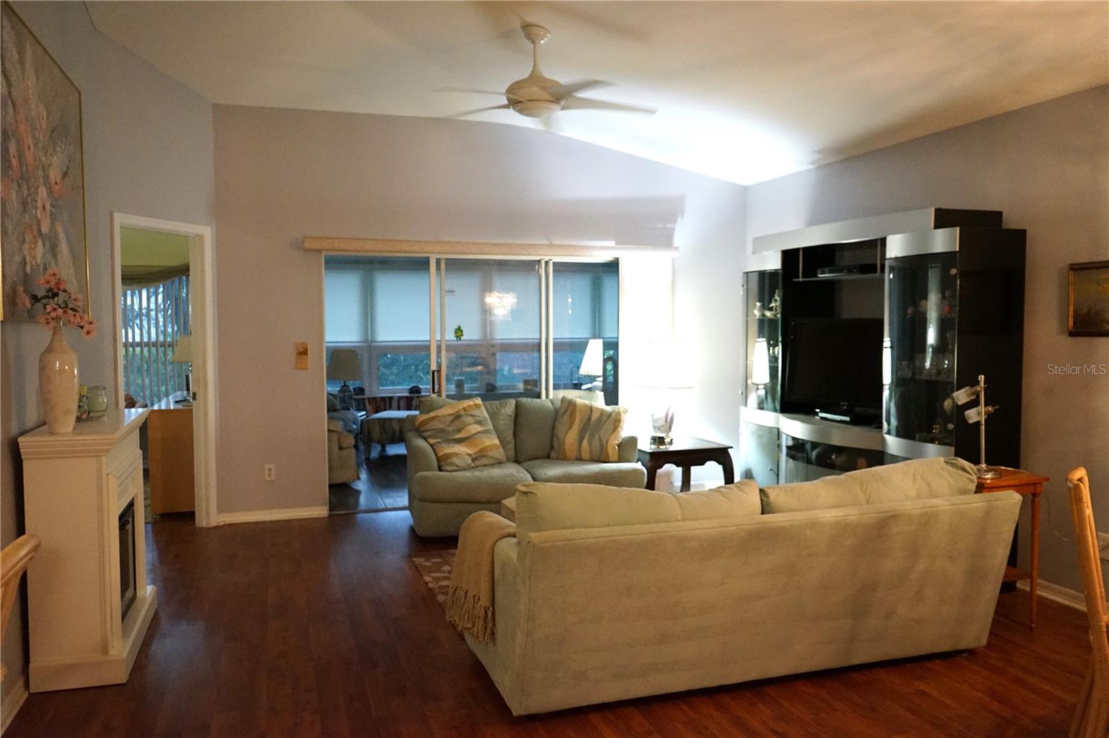 2320 MARKSMEN CT #205, SUN CITY CENTER, FL, 33573