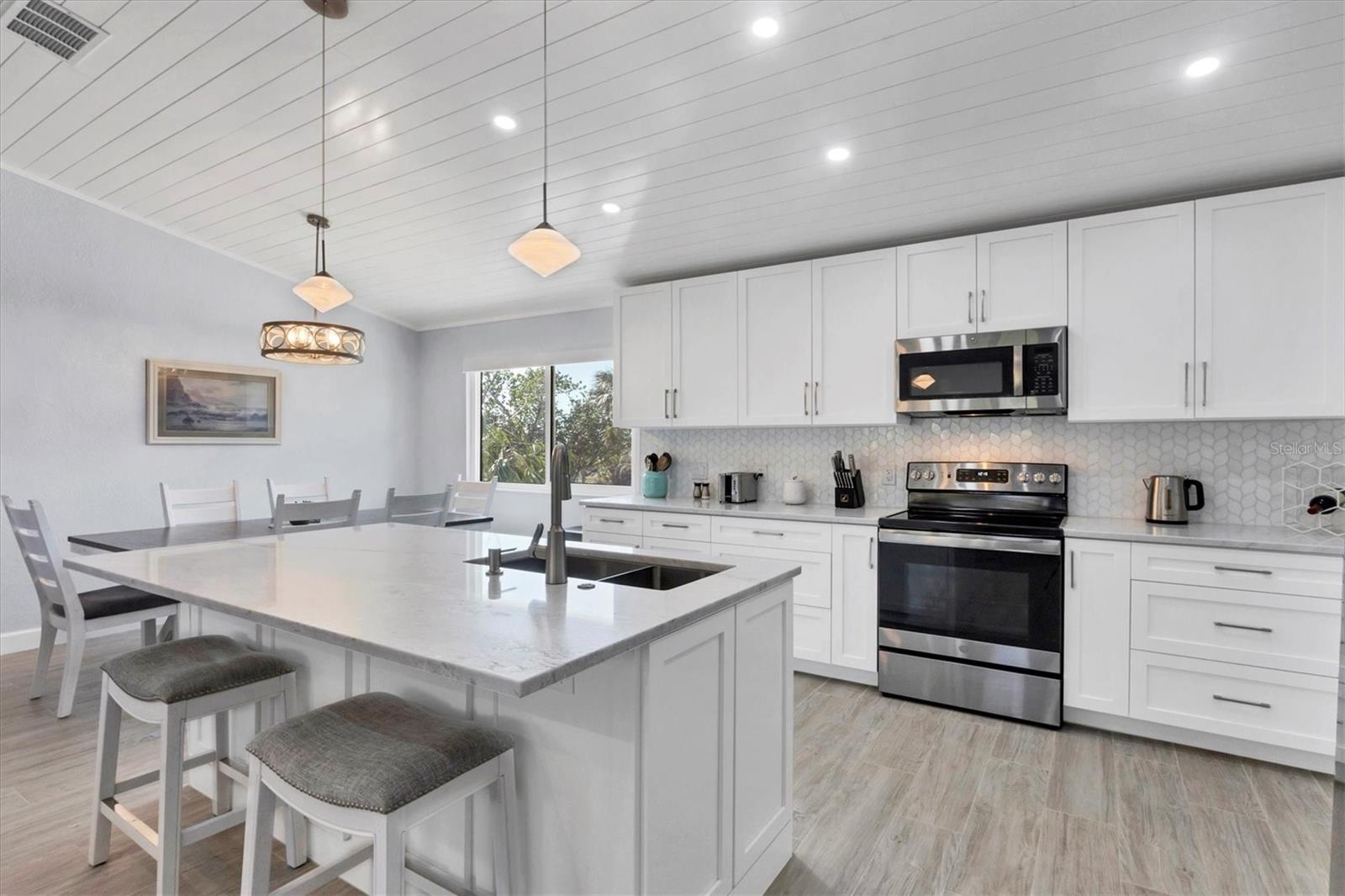 396 N GULF BLVD, PLACIDA, FL, 33946