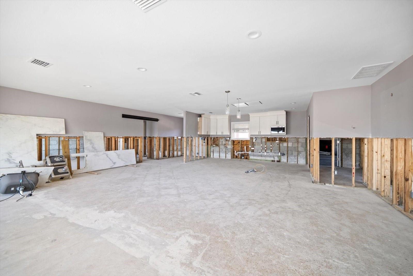 17362 KENNEDY DR, NORTH REDINGTON BEACH, FL, 33708