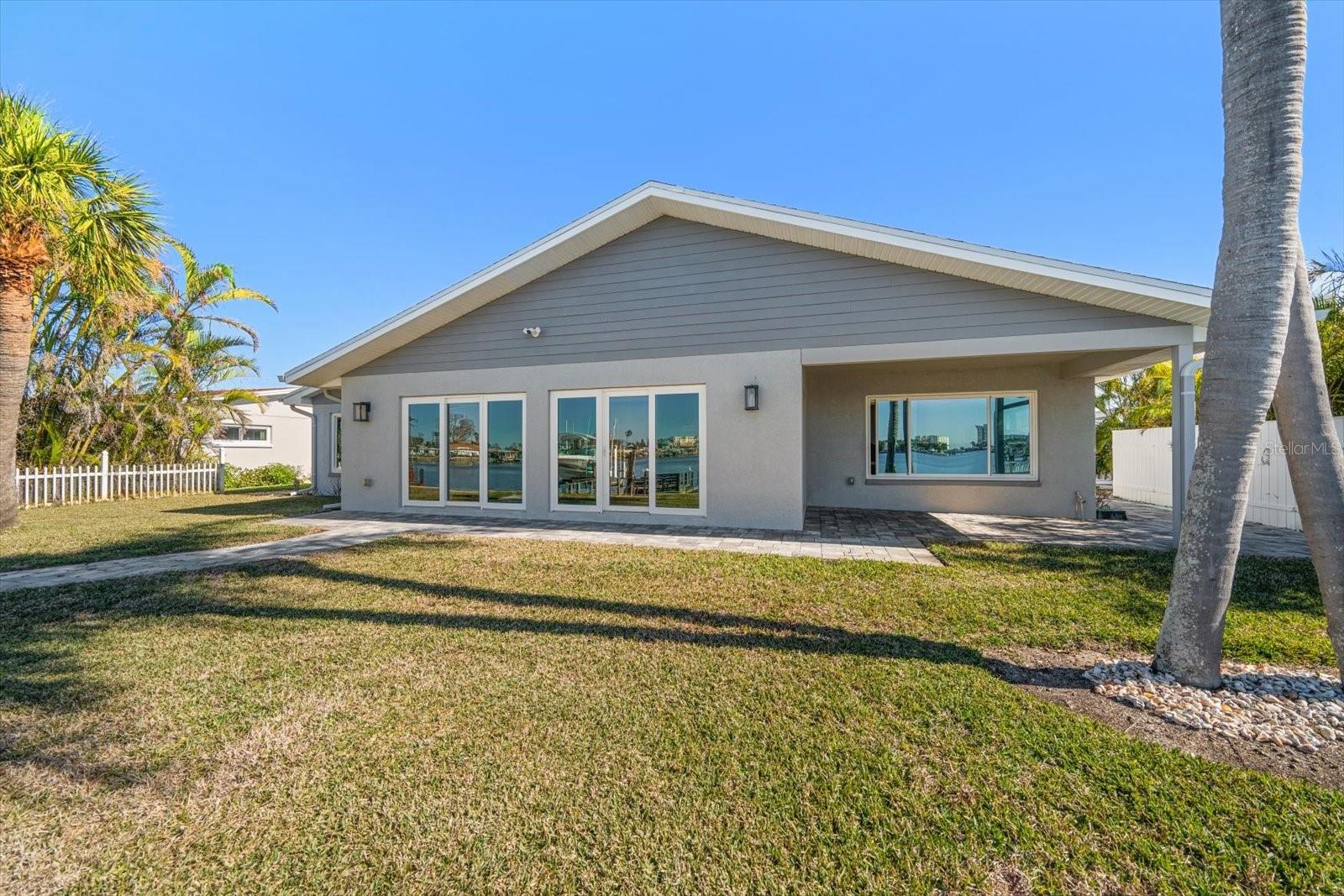 17362 KENNEDY DR, NORTH REDINGTON BEACH, FL, 33708