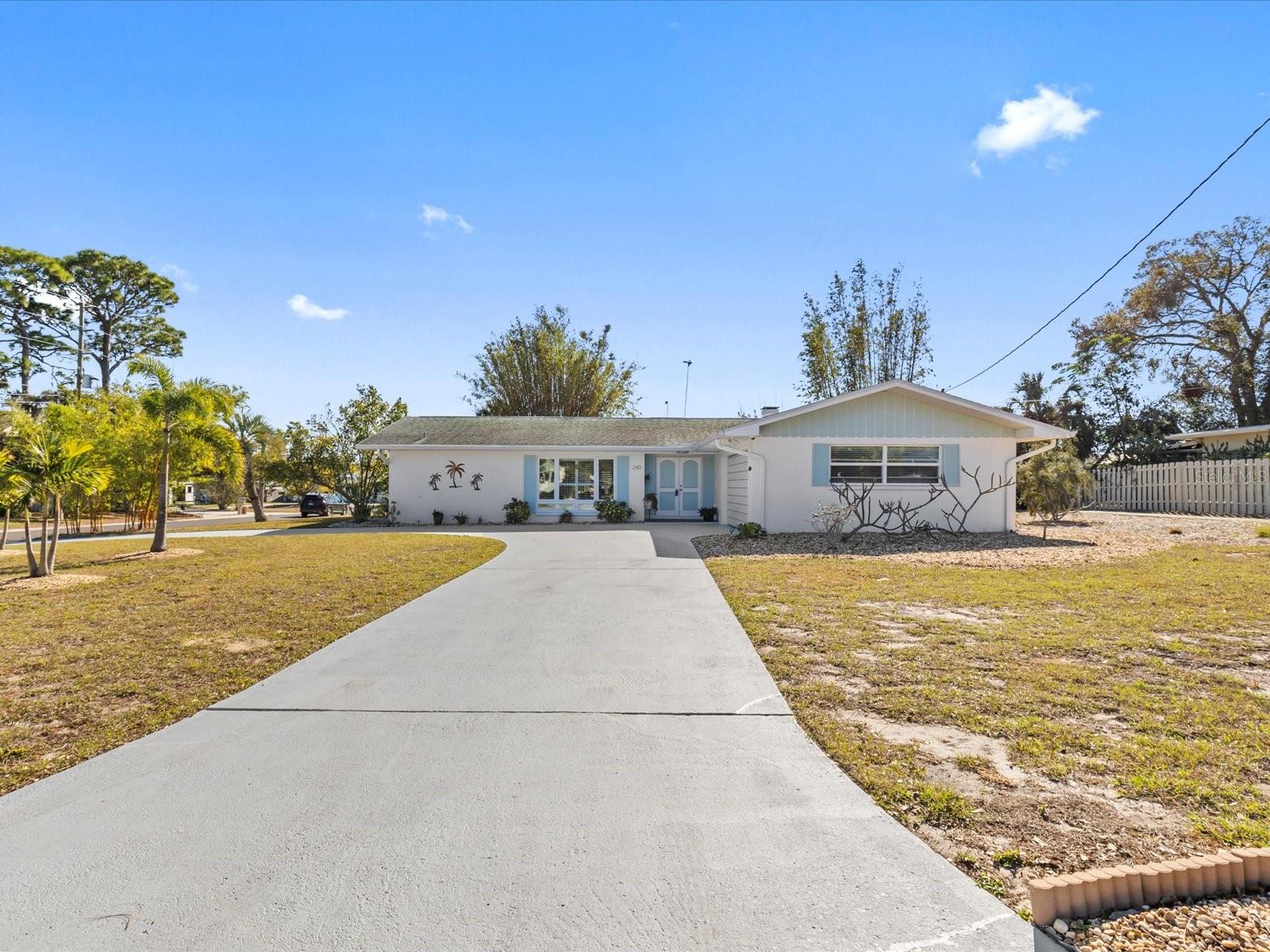 240 TIMBERLANE DR, PALM HARBOR, FL, 34683