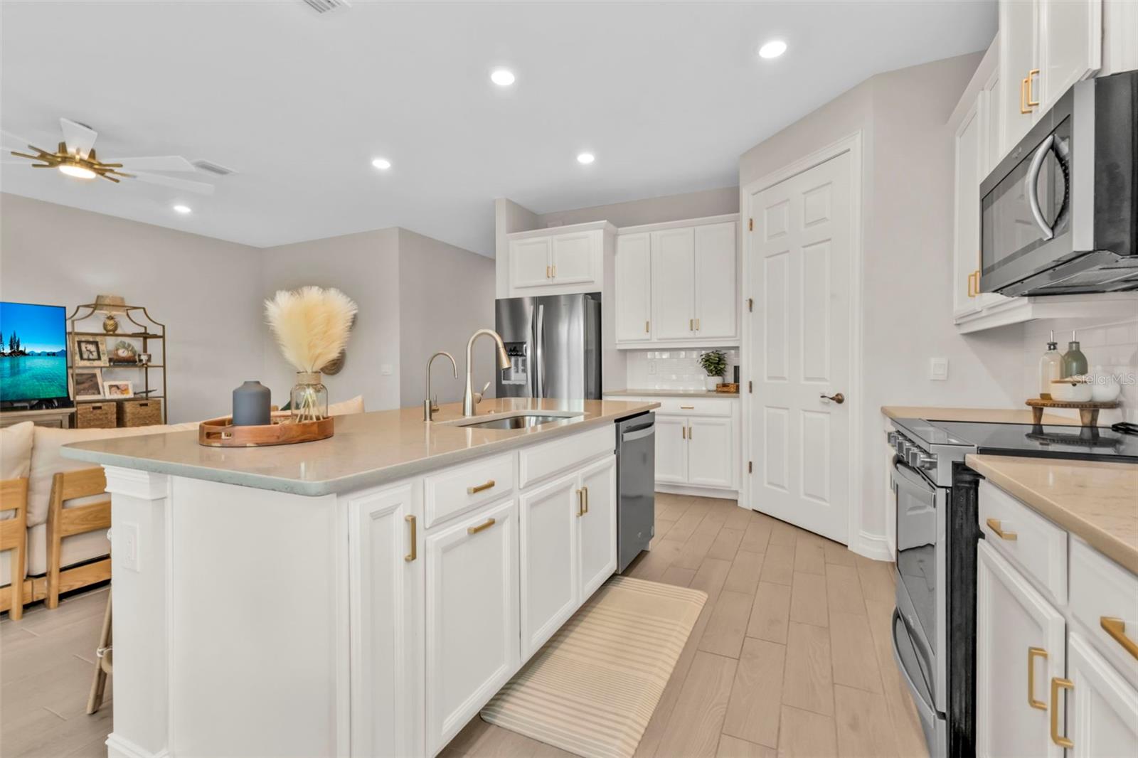 454 IBIZA LOOP, VENICE, FL, 34292