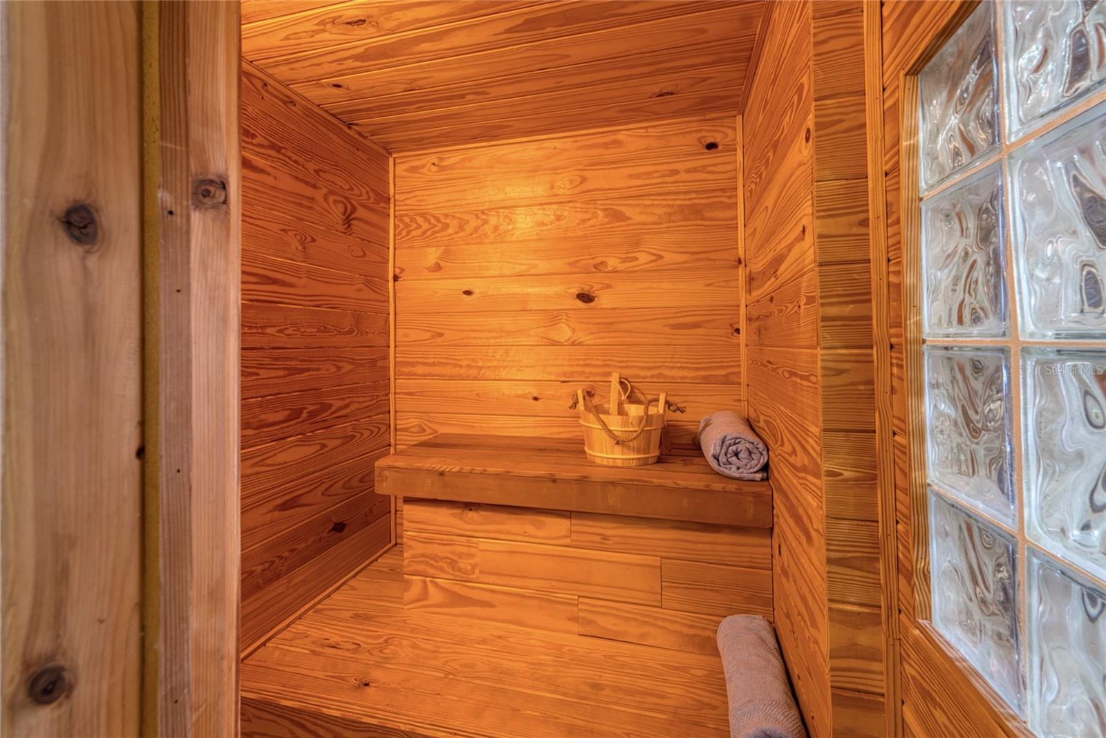 1085 SE 6TH AVE, DANIA, FL, 33004