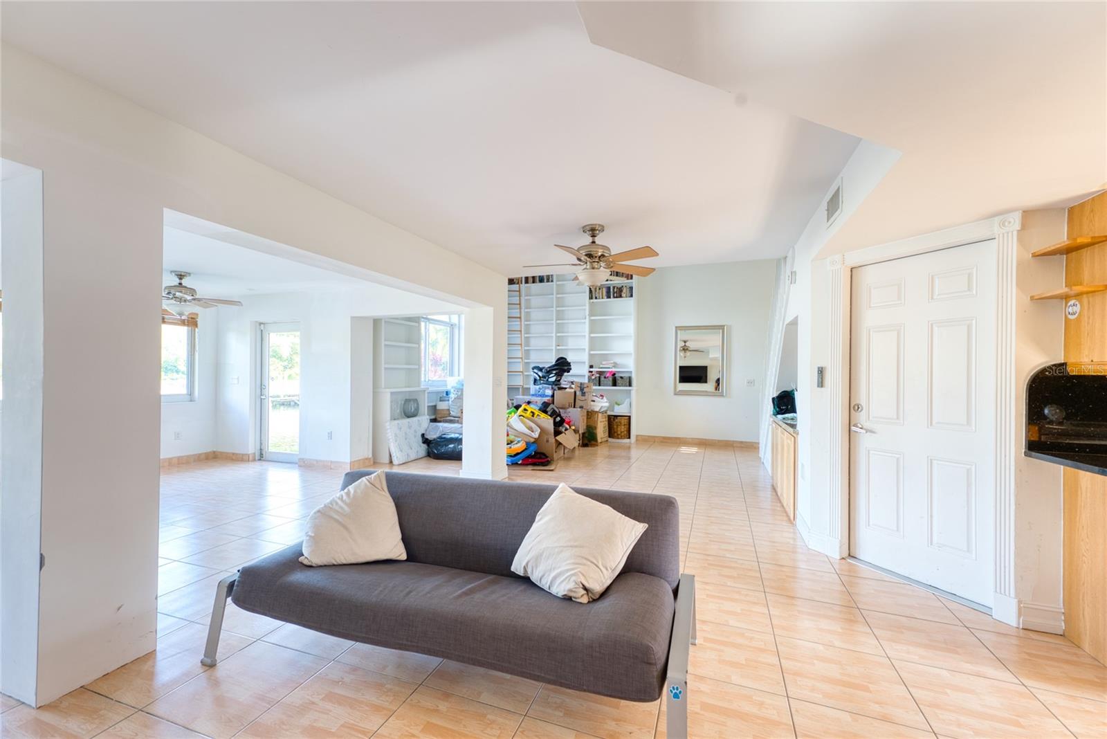 1085 SE 6TH AVE, DANIA, FL, 33004