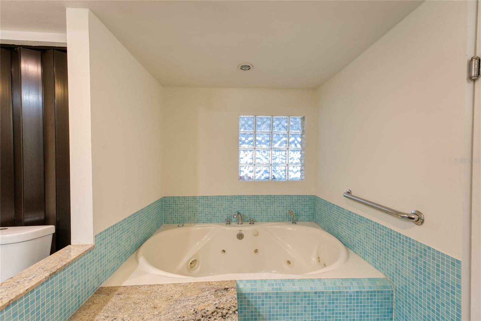 1085 SE 6TH AVE, DANIA, FL, 33004