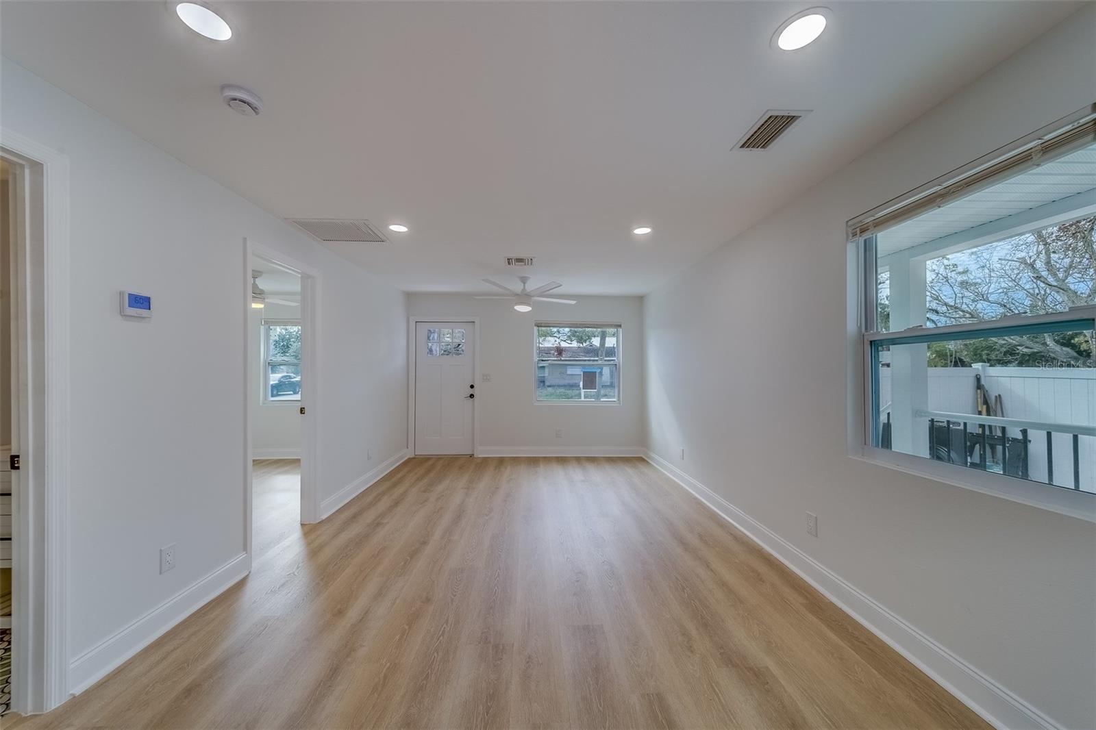 2901 64TH AVE N, ST PETERSBURG, FL, 33702