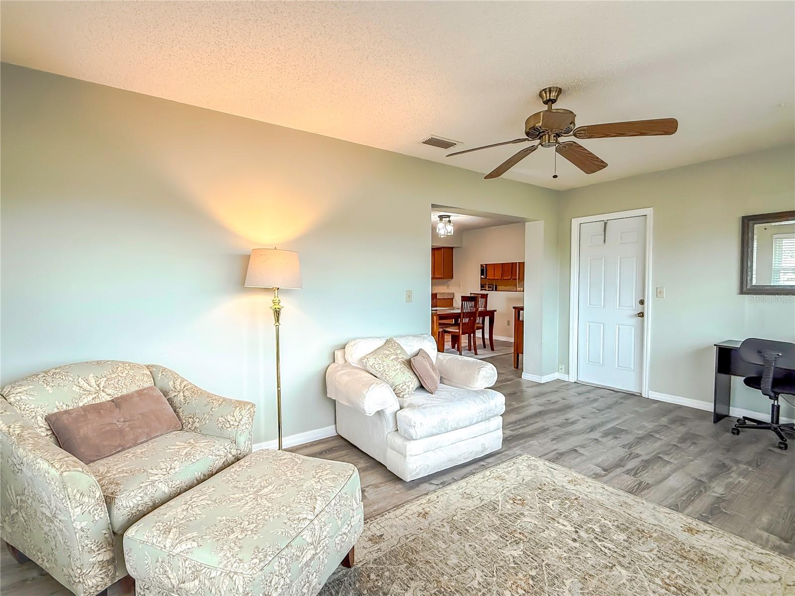 1009 HAREFIELD CIR #47, SUN CITY CENTER, FL, 33573