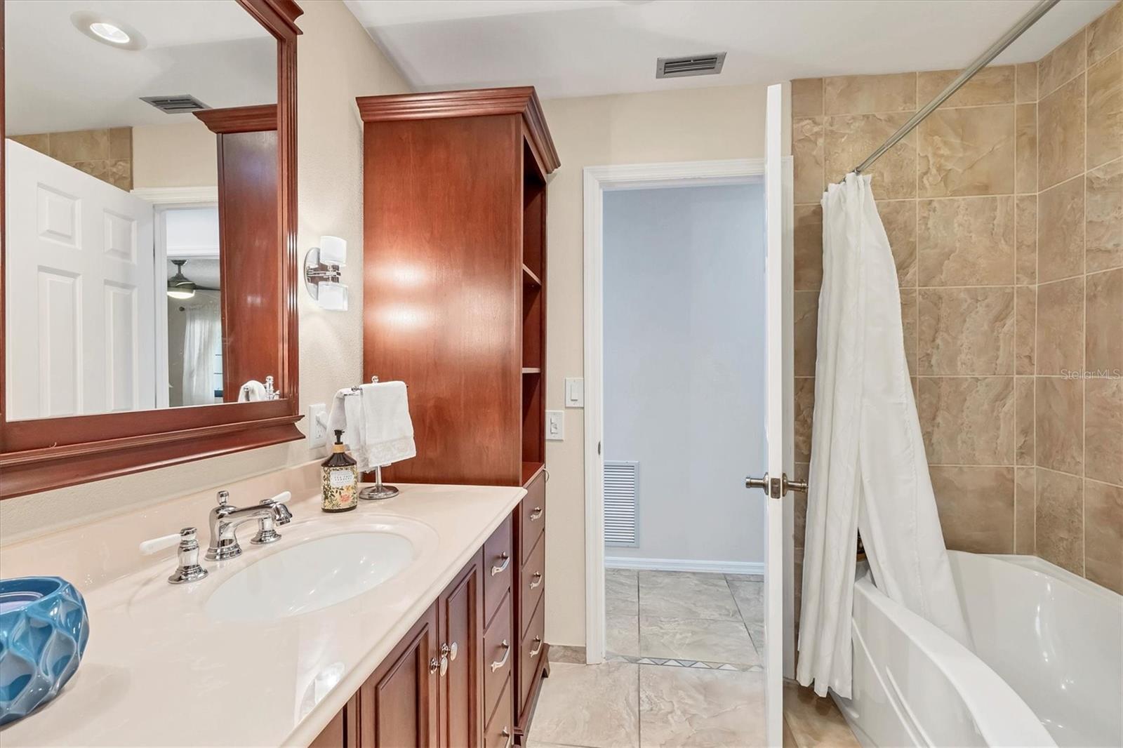 5625 PIPERS WAITE #9, SARASOTA, FL, 34235