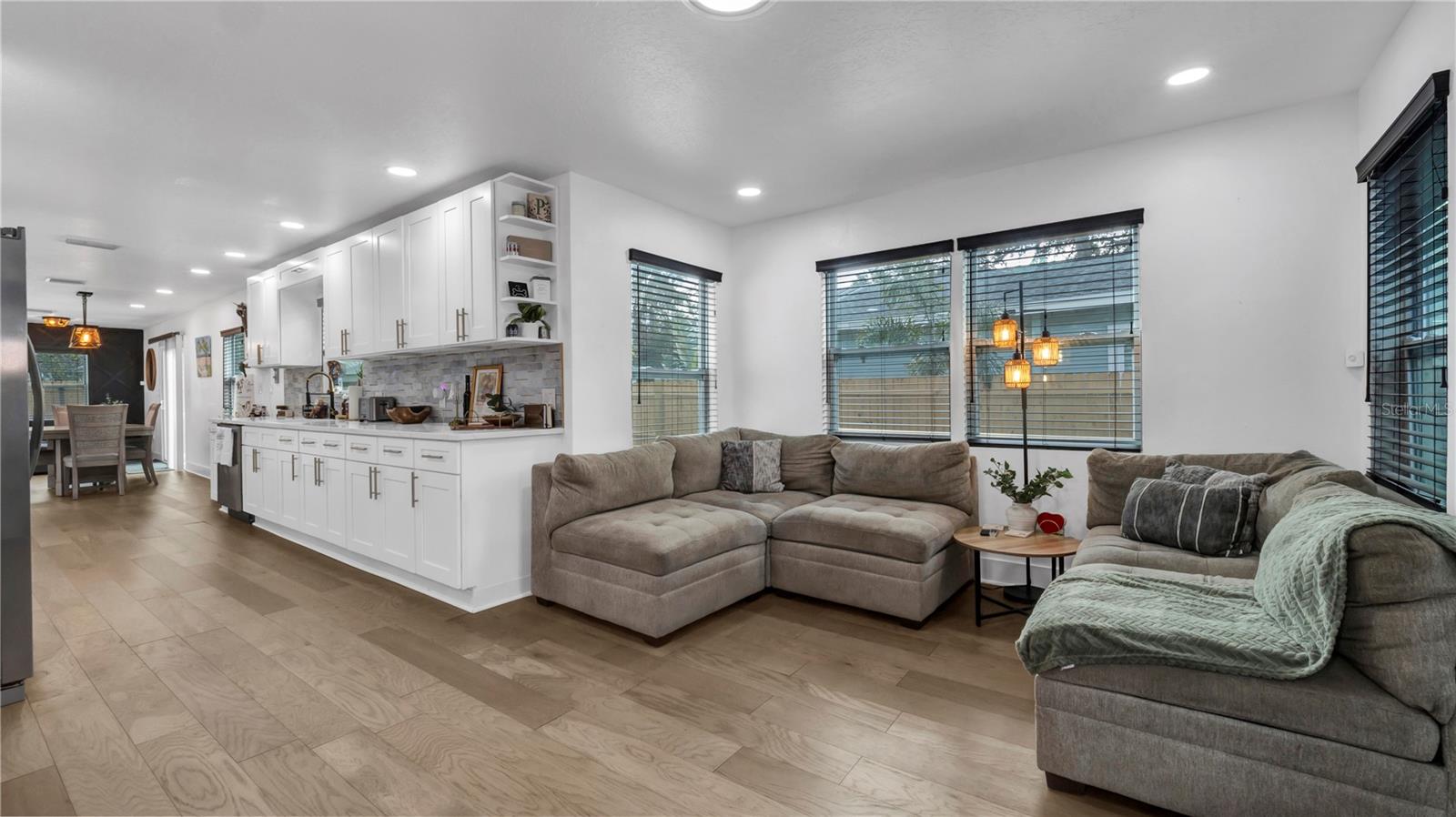 7209 N HIGHLAND AVE, TAMPA, FL, 33604